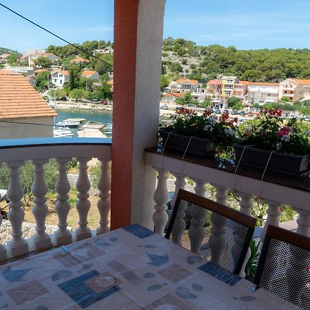 Apartments Zubcic ティスノ エクステリア 写真