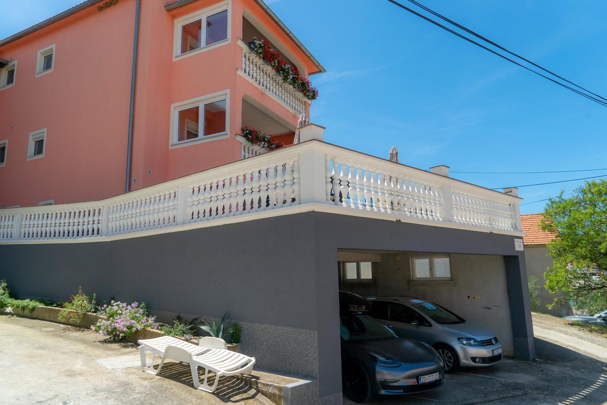 Apartments Zubcic ティスノ エクステリア 写真